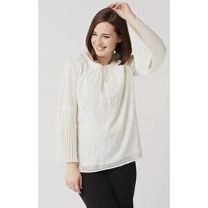 Isaac Mizrahi Live! Clipped Dot Blouse w/ Pleated Sleeves Reg 12 New A351098